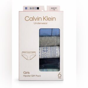 Calvin Klein Girls Hipster Underwear Set - size M.